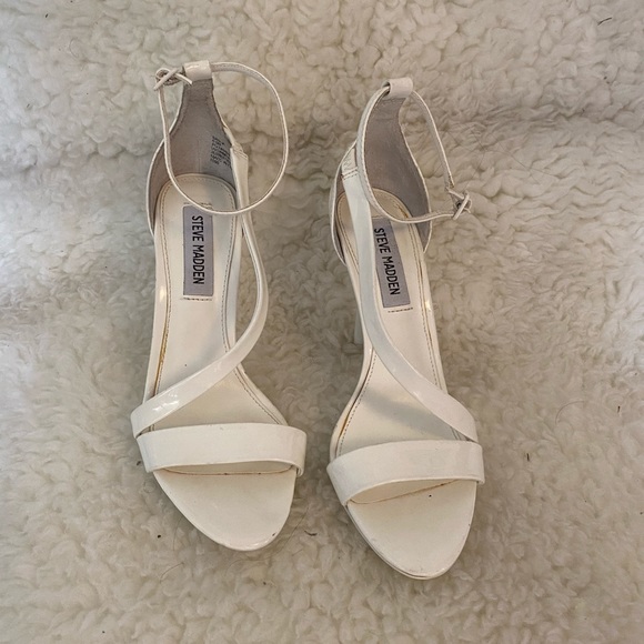 Shoes - Steve Madden white heels